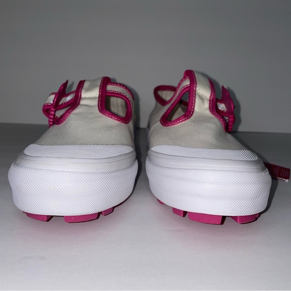 NWOB Vans X Barbie Style 93 Dx Mary Jane Sneakers - Picture 3 of 9